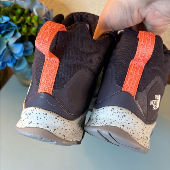 The North Face - VECTIV Exploris Mid FUTURELIGHT Leather Womens 11 - Picture 4 of 7